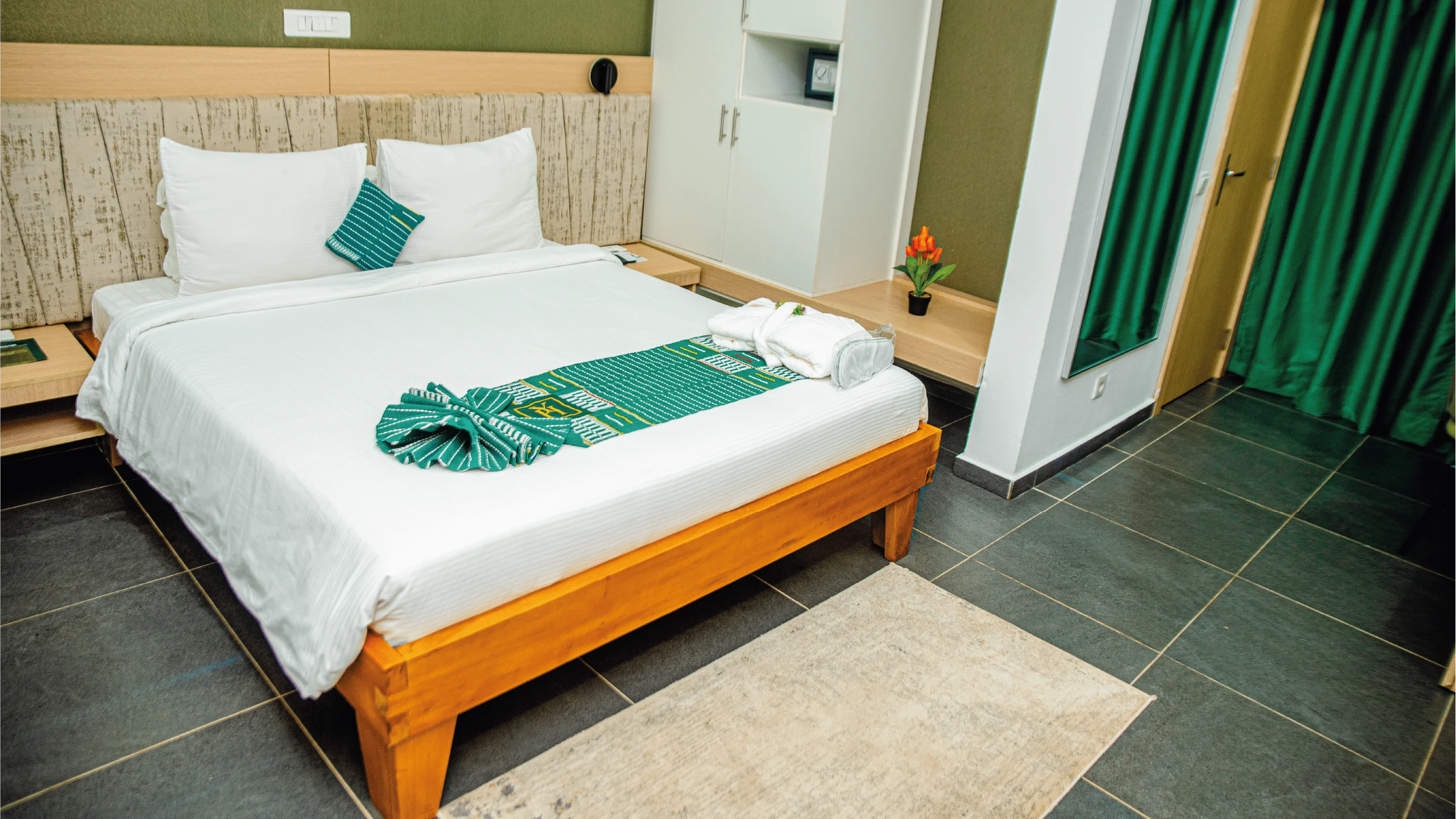 Chambre Supérieure 2 yakro 3