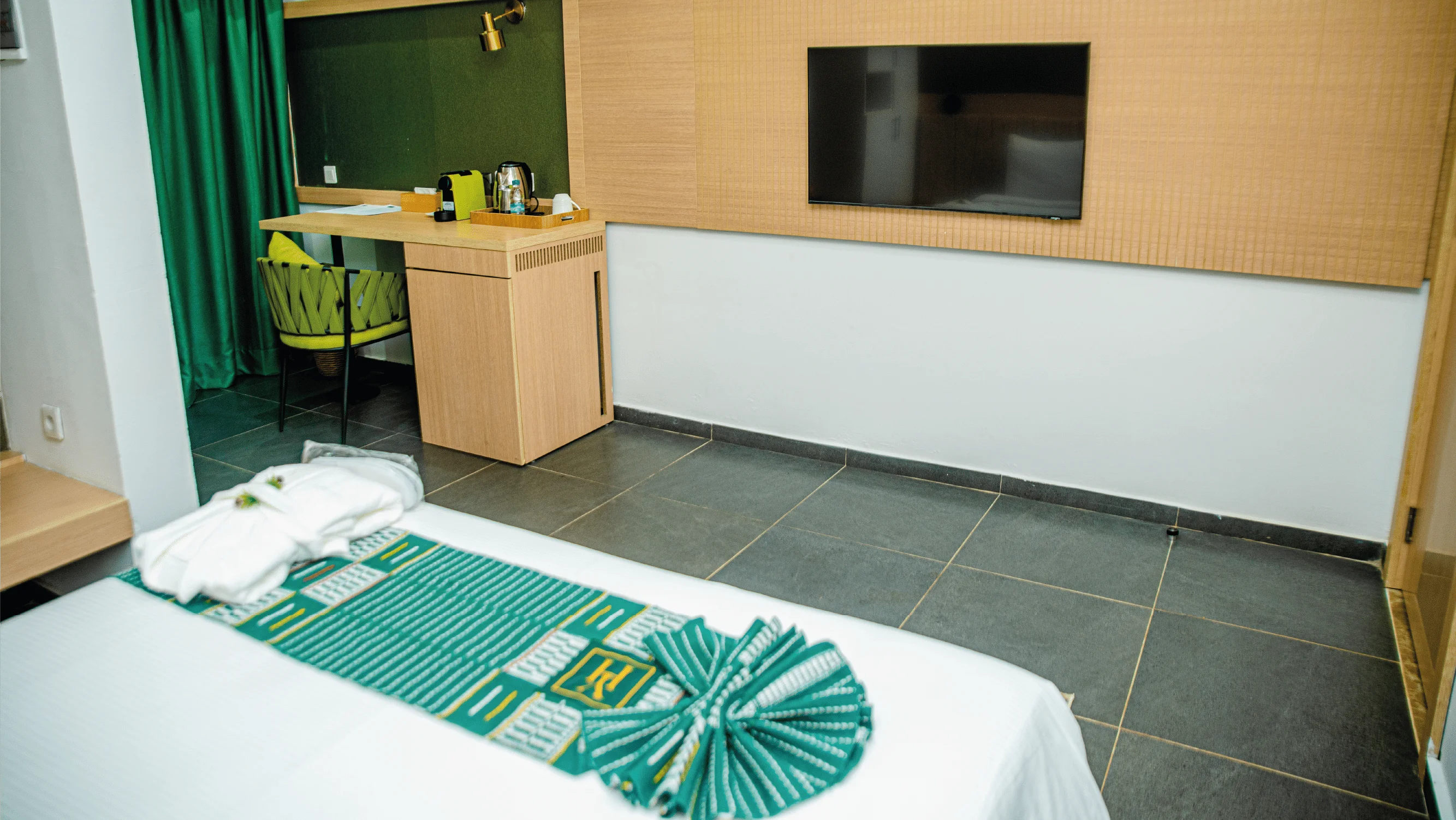 Chambre Supérieure 2 yakro 4