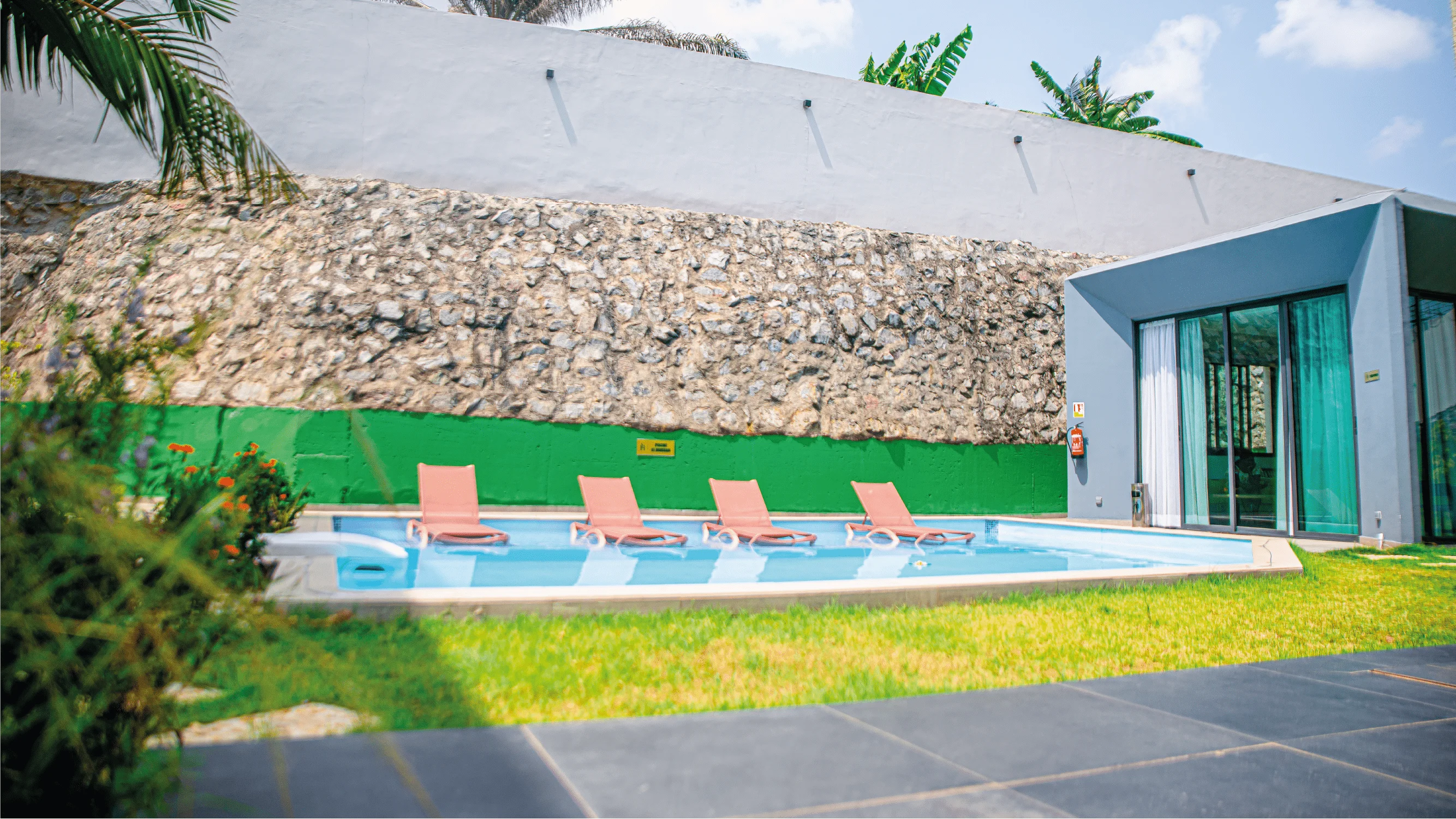 piscine-2-plateaux-vallon-4.webp