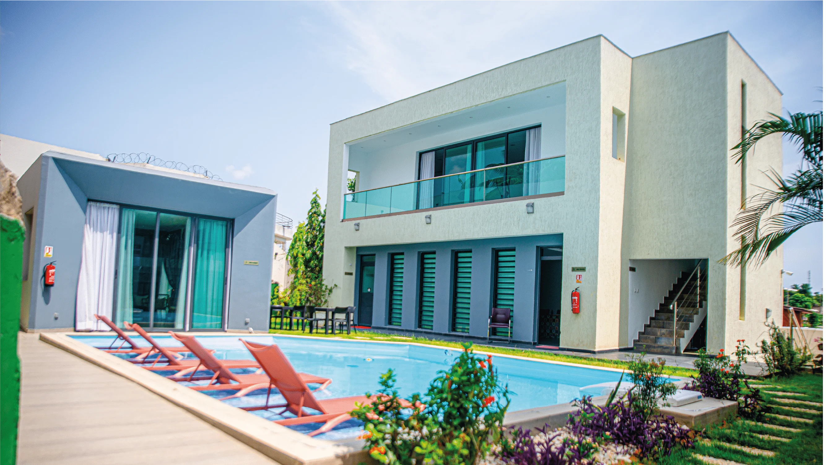 piscine-2-plateaux-vallon-6.webp