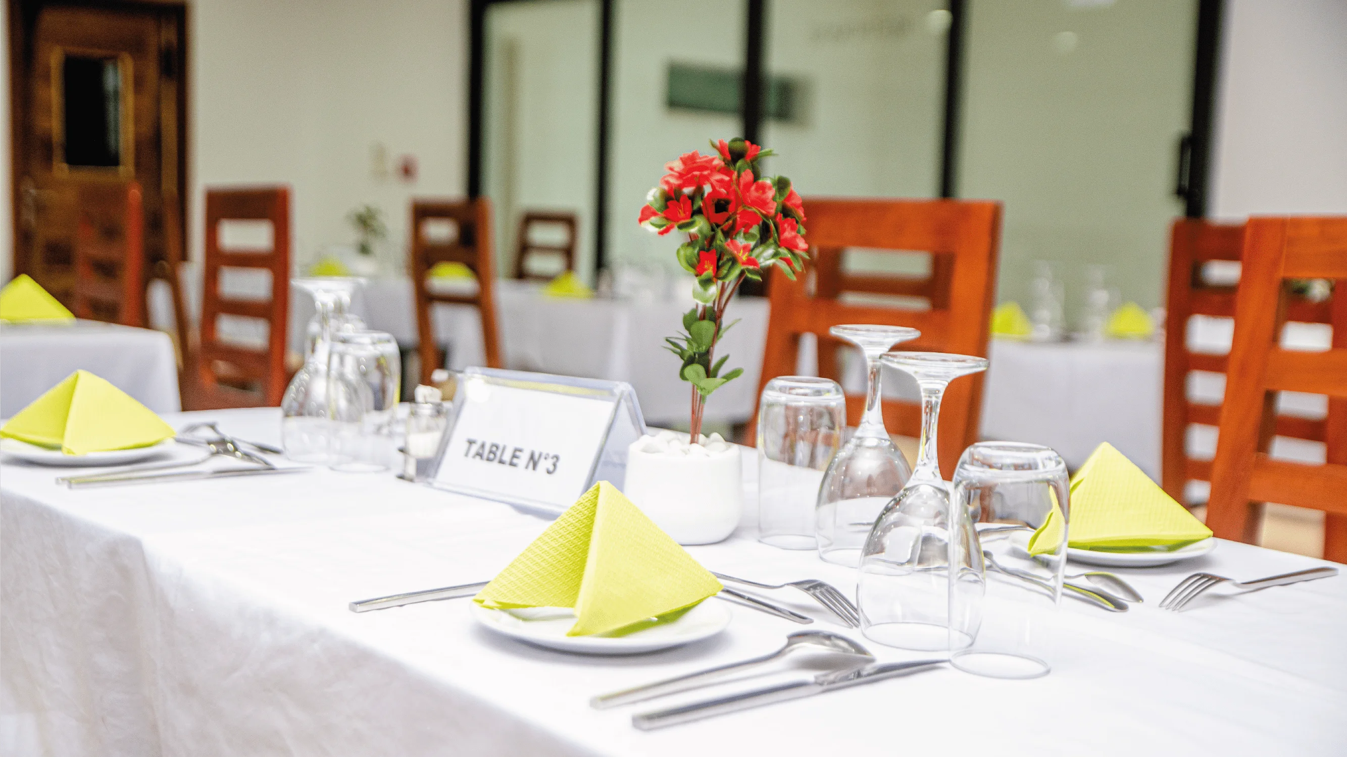 restaurant-lidani-yakro-2.webp